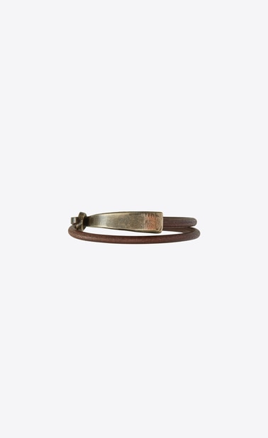 Double-wrap bracelet with hook in crinkled leather
